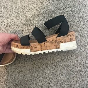 Steve Madden Women’s Bandi Ankle Strap Cork Wedge Sandals